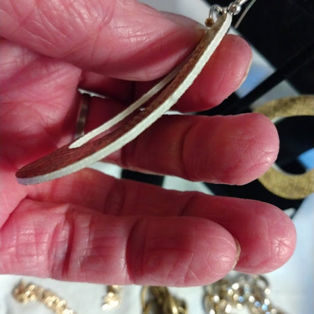 Gold-Tone Jewelry Lot 7pc Quiet Luxury Maximalist Layering Monet Victoria Secret - Picture 12 of 12